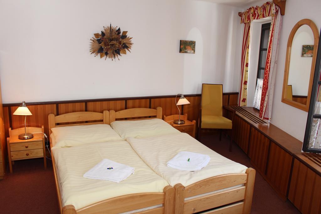 Penzion Kasper Cyklopenzion Jindřichův Hradec Rom bilde